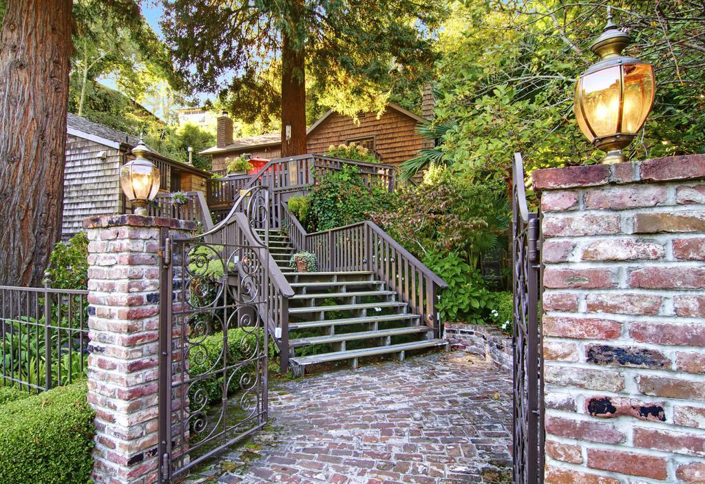 The Babbling Brook Inn Санта-Крус Экстерьер фото