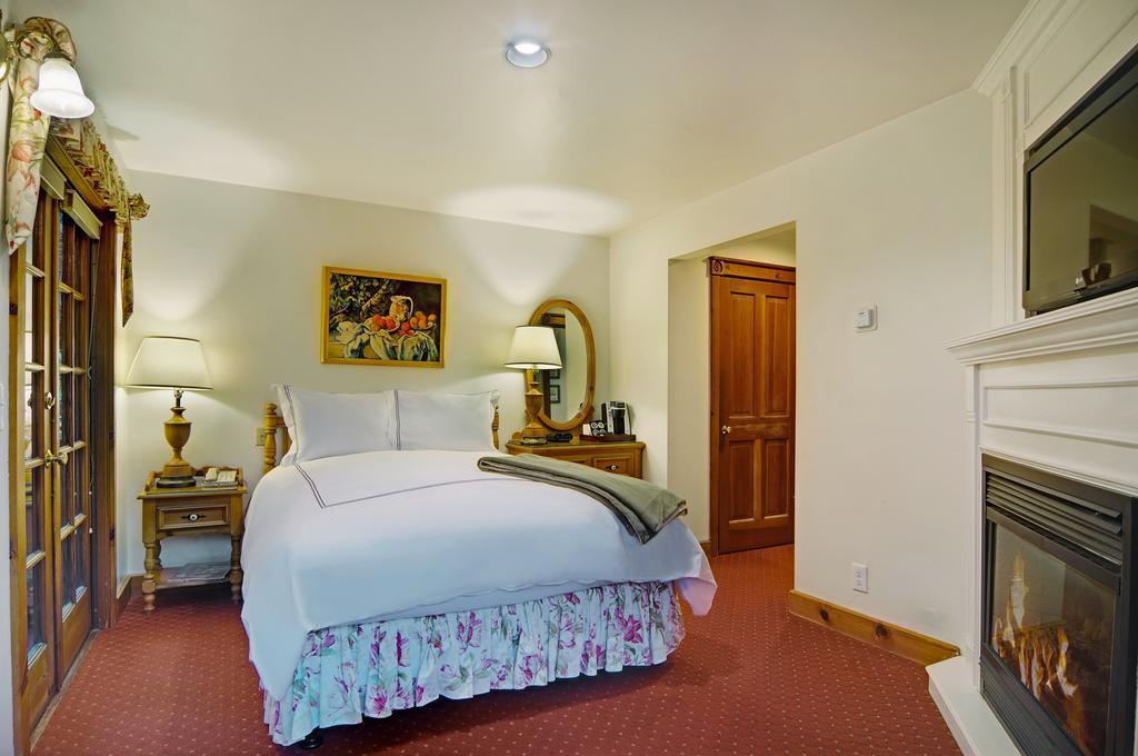 The Babbling Brook Inn Санта-Крус Экстерьер фото
