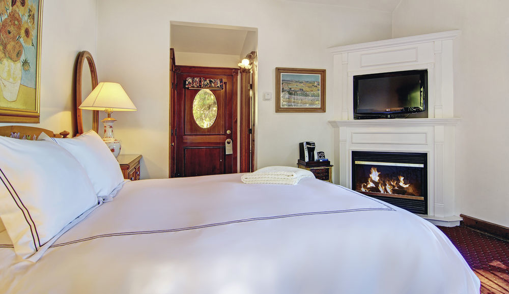 The Babbling Brook Inn Санта-Крус Экстерьер фото